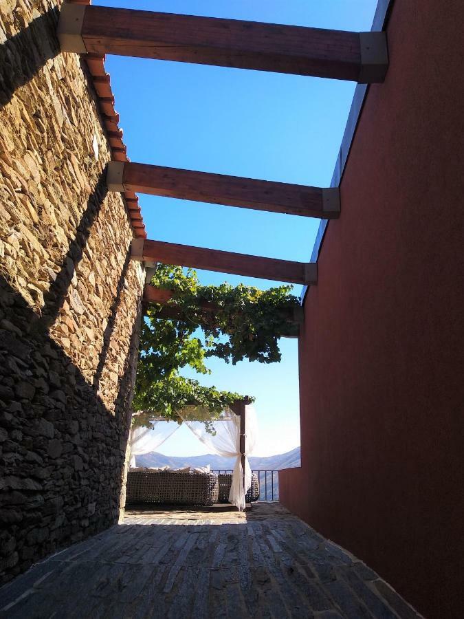 Gasthaus Quinta Vale De Carvalho Pinhal do Douro Exterior foto